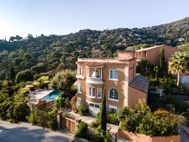 Les Terrasses Du Bailli - 3-star hotel - Rayol Canadel - Gulf of Saint-Tropez