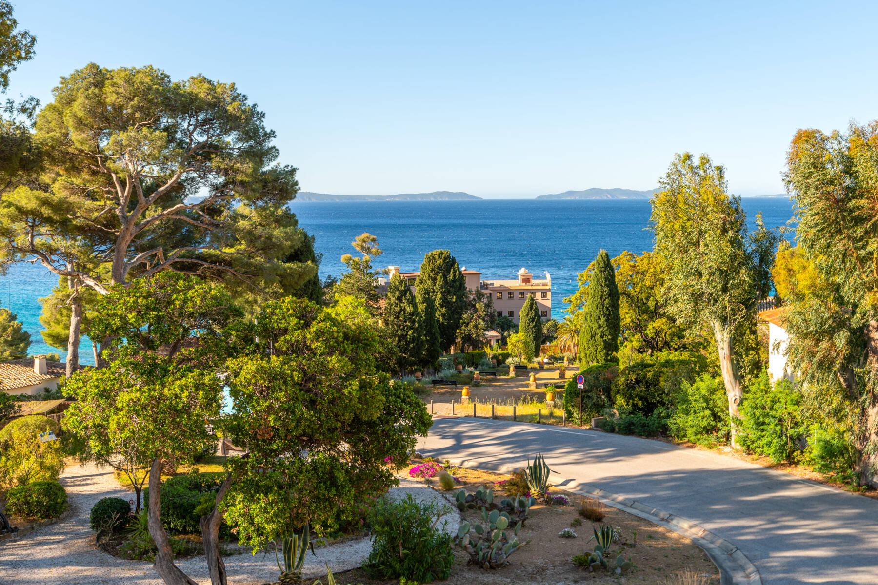 Les Terrasses Du Bailli - Hotel 3*** - Rayol canadel - Golfe Saint-Tropez